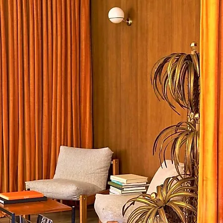 Latroupe Jardin Secret Otel Brüksel