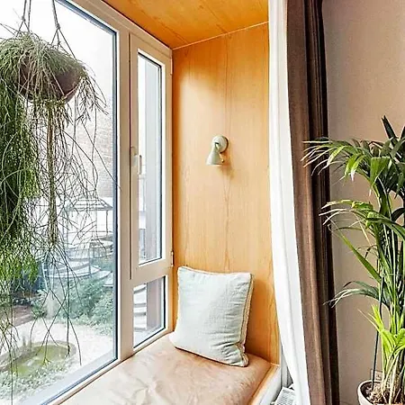 Latroupe Jardin Secret Otel