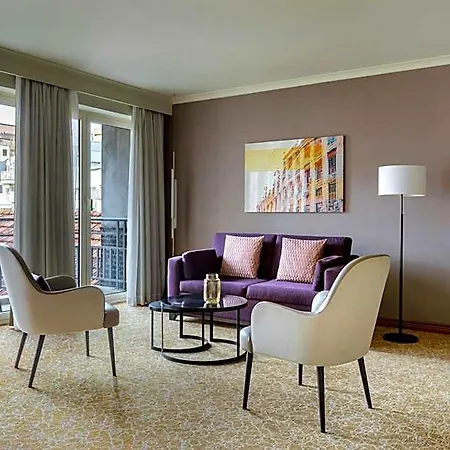 酒店 Marriott Executive Brussels, European Quarter 4*