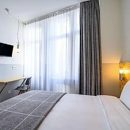 La Grande Cloche 3* Брюссель