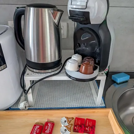아파트 Superbe Au 1er Etage, Proche De La Gare Du Midi 브뤼셀