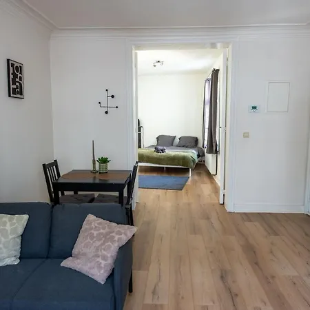 Cozy Et A Ixelles