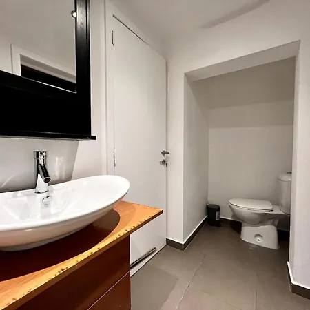Charming Uccle - 1 Bedroom *