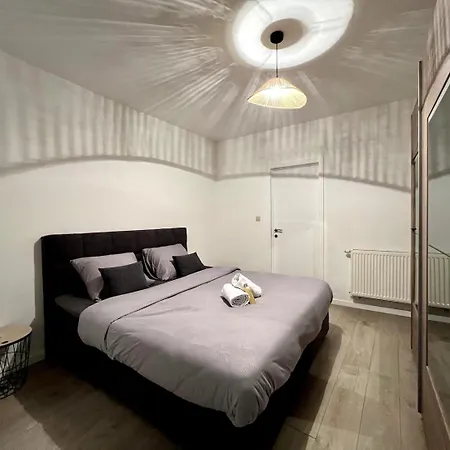Charming Uccle - 1 Bedroom 公寓 *