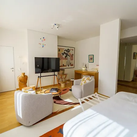 Maison Lemonnier - A Place That Reunites With 5 Luxury Bedrooms And Rooftop Hébergement de vacances Bruxelles