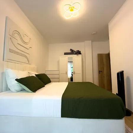 Unice Luxury Apartament *