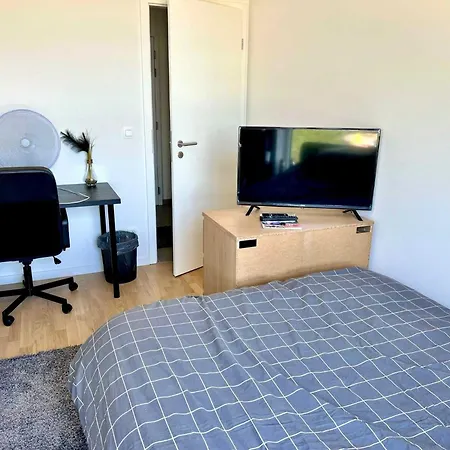 Daire Lovely And Cosy Elegant Near Atomium, Ideal For Families