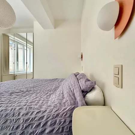 2 Bedrooms - Baby Crib & Furnished Terrace In Lovely Apartment