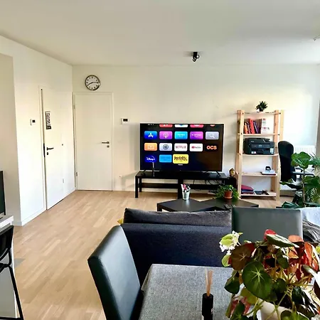 Daire Lovely And Cosy Elegant Near Atomium, Ideal For Families