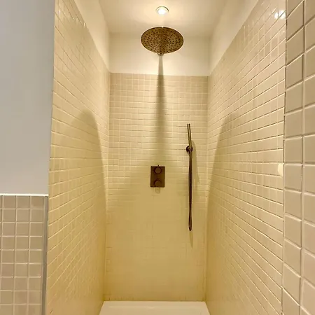 2 Bedrooms - Baby Crib & Furnished Terrace In Lovely アパート *