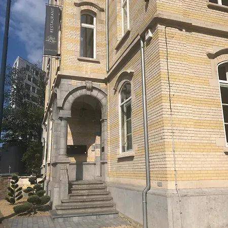 Apartman Spacious In An Authentic Mansion