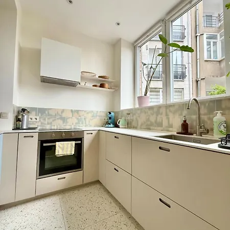 Apartman 2 Bedrooms - Baby Crib & Furnished Terrace In Lovely *