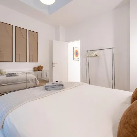 Daire Modern Cocoon Gare Du Midi Bro14400