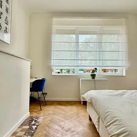 2 Bedrooms - Baby Crib & Furnished Terrace In Lovely Apartment Brussels