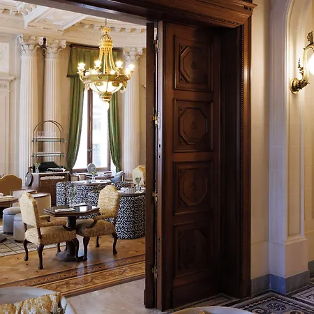 Fleur De Отель 4*