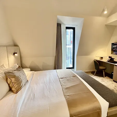 Opo 4* Bruxelas