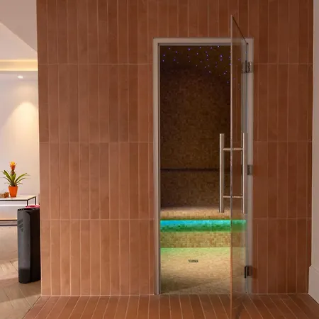 The Augustin 4*
