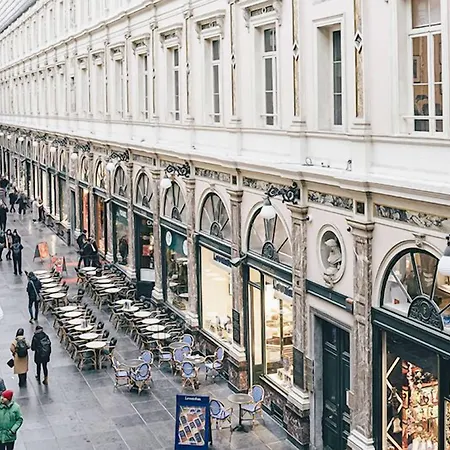 Des Galeries 4* Брюссель