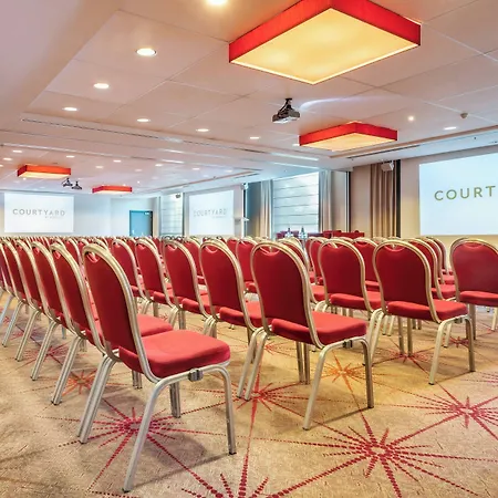 Courtyard By Marriott 4*
