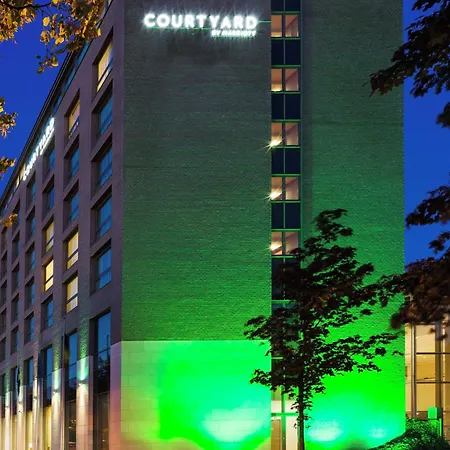 Courtyard By Marriott