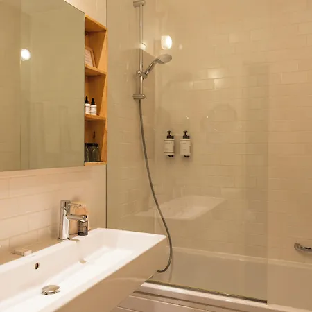Hotell 9hotel 3*