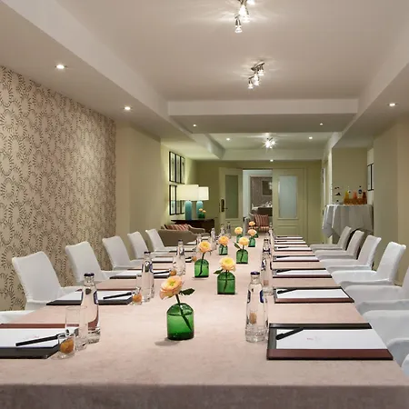 Amigo, A Rocco Hotel 5*