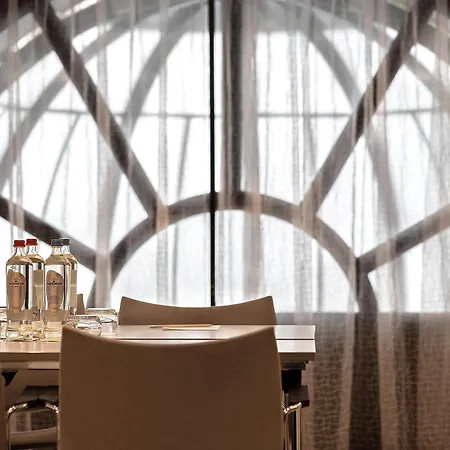Barsey By Warwick Hotel Brussel