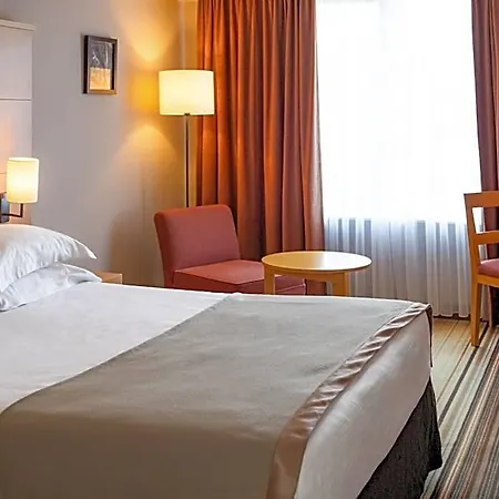 New Charlemagne Hotel 4*