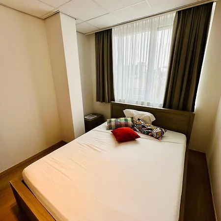 Modern - 2bd - - Grand Place *