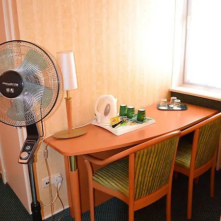 Hotel La Grande Cloche 3*