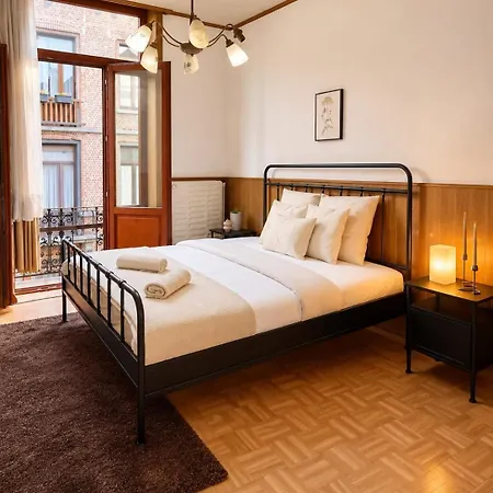 Apartment Cozy 1-bedroom Near Public Transport In
