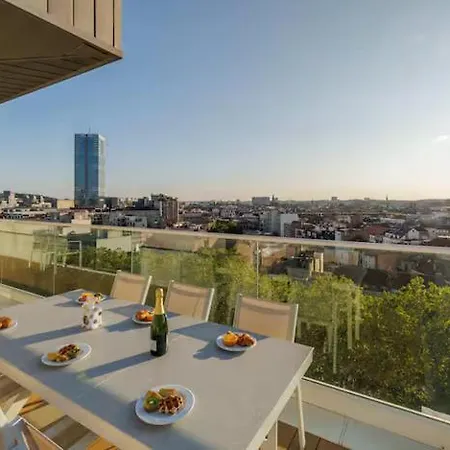 Penthouse 2 Bdr With 160 View By Reside Brüssel