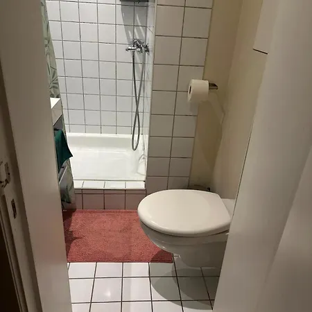 Apartment 5 Minutes From The Train Station