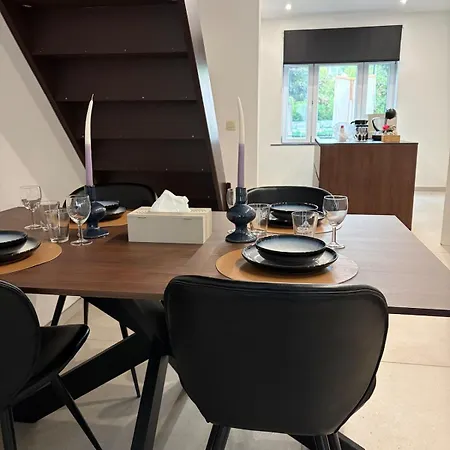 Luxurious And Beautiful App In Near Atomuim Brüssel
