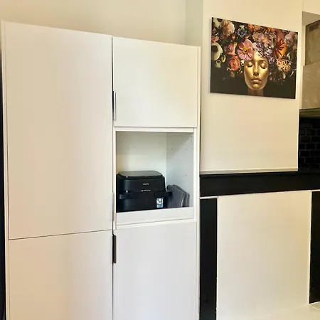 Apartment Elegant In Vibrant Ixelles *