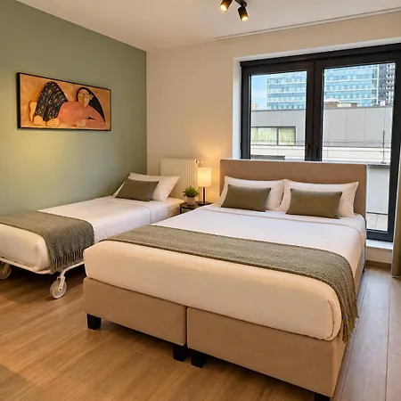 Centre Luxury