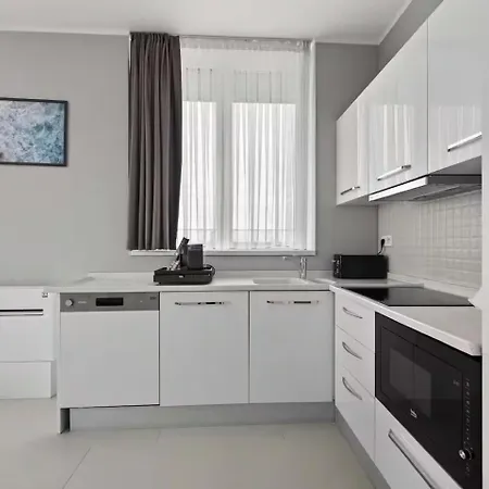 Apartment Penthouse 2bdr With 160 Midi 33 By Reside
