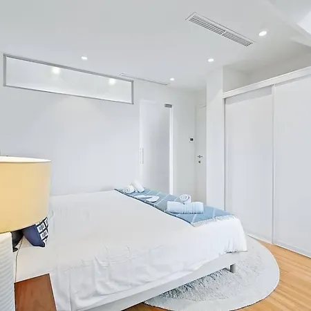 Apartment Elegant 3-bedroom In Ixelles Wit *