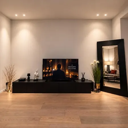 Apartment Spacious & Stylish 1-bedroom Retreat Brussels