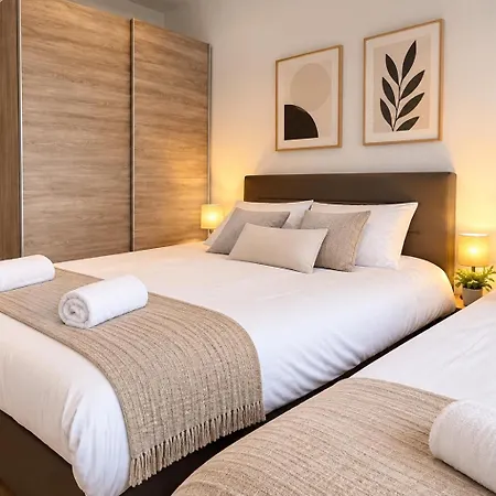 Urban Serenity Apartment *