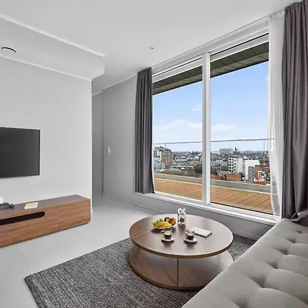 Penthouse 2 Bdr With 160 View By Reside Apartment *