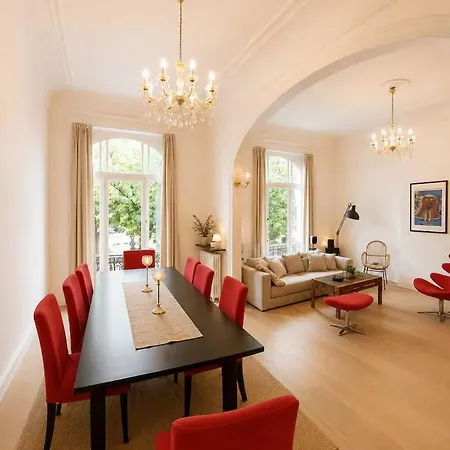 Spacious 4br In Apartment Brüssel