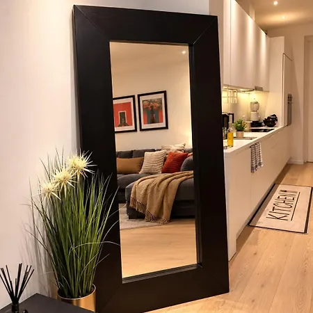 Apartment Spacious & Stylish 1-bedroom Retreat *