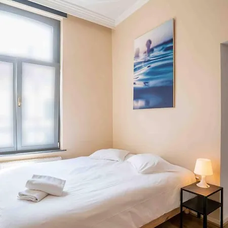 The - Eu Quarter Apartment