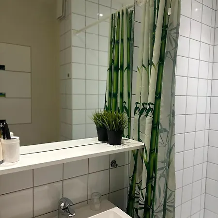 Apartment 5 Minutes From The Train Station Brüssel