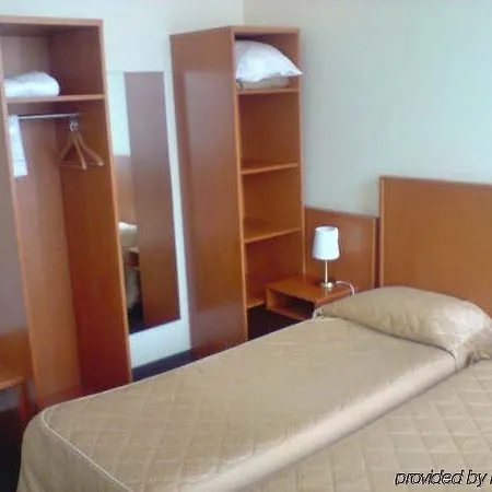 Otel Belmont 3*