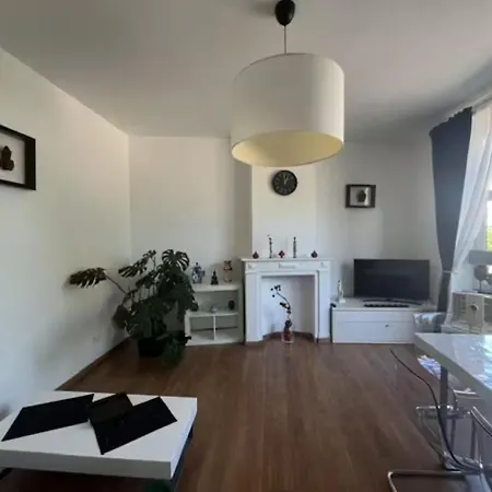 Apartment Elegant And Bright I Saint Gilles *