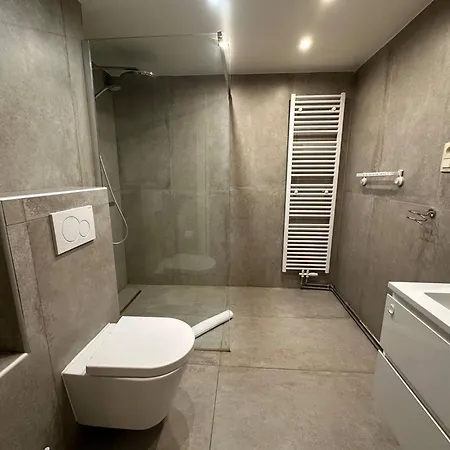 Apartment Atypical Duplex Of 100 M Avenue De Tervuren *