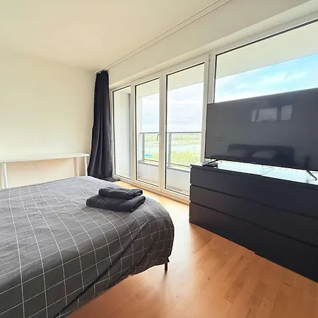 Lovely And Cosy Elegant Near Atomium, Ideal For Families Daire