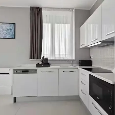 Apartment Penthouse 2 Bdr With 160 View By Reside *